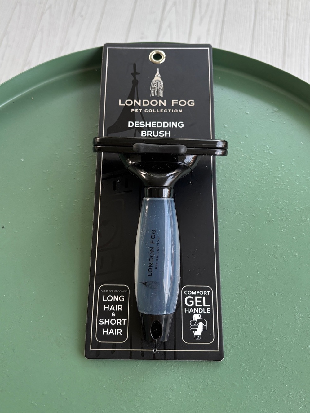 London Fog Deshedding Brush with Blue Gel Handle